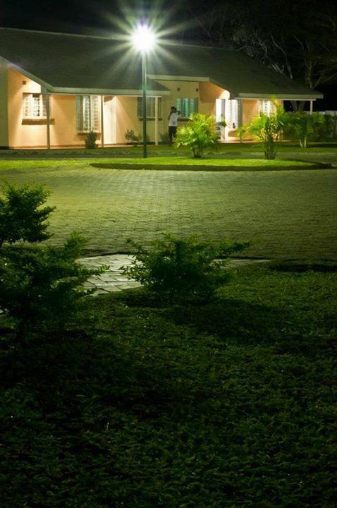 Victoria Apartments Livingstone Buitenkant foto